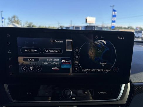 Used 2023 Nissan Altima 2.5 SR w/ SR Premium Package image 24