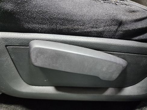 Used 2010 Dodge Ram 1500 Truck SLT w/ Big Horn Regional Pkg image 17