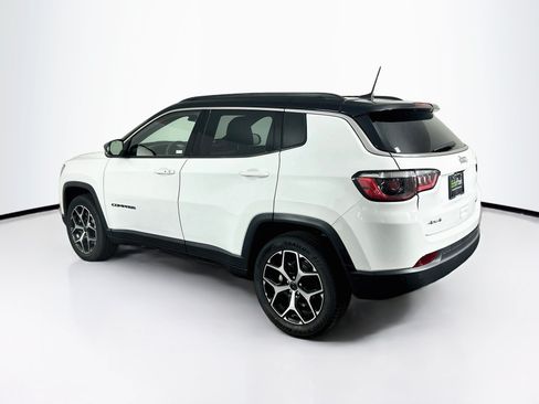 Used 2025 Jeep Compass Limited AWD/4WD image 5