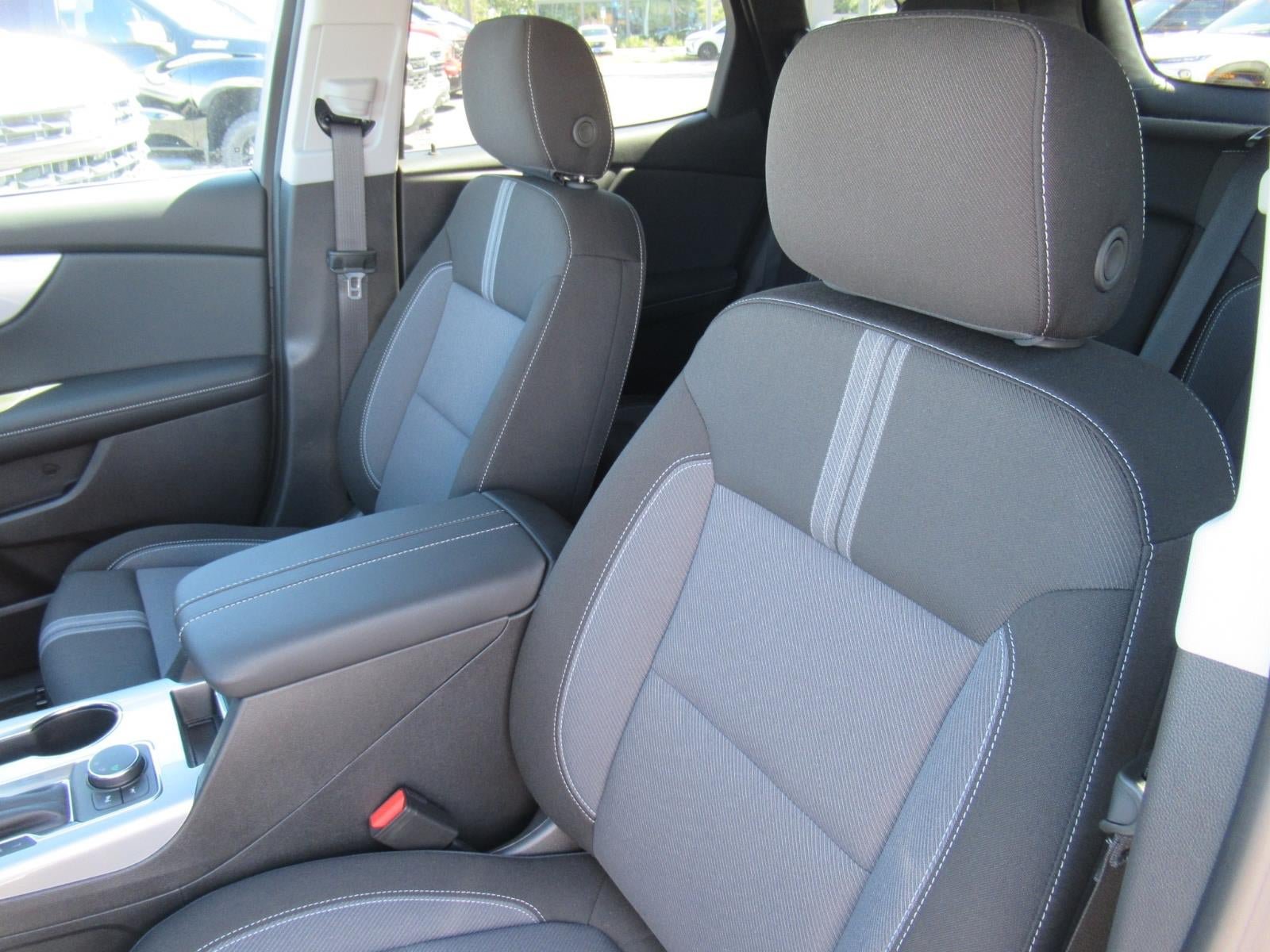 New 2026 Chevrolet Blazer LT w/ Convenience Package FWD image 17