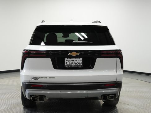 Used 2025 Chevrolet Traverse LT w/ Sun and Wheel Package AWD/4WD image 6
