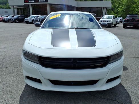 Used 2023 Dodge Charger SXT RWD image 14