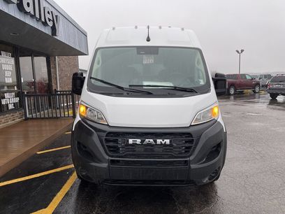 New 2025 RAM ProMaster 3500 w/ Premium Convenience Group