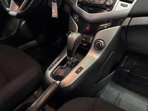 Used 2014 Chevrolet Cruze LT w/ RS Package FWD image 17