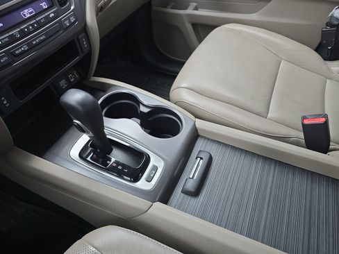 Used 2018 Honda Ridgeline RTL-T image 24