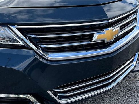 Used 2018 Chevrolet Impala Premier w/ Premier Convenience Package image 28