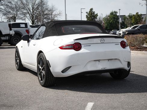 Used 2016 MAZDA MX-5 Miata Club image 8