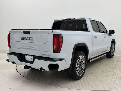 Used 2026 GMC Sierra 1500 Denali Ultimate AWD/4WD image 9
