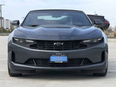 Used 2023 Chevrolet Camaro LT w/ Technology Package image 8