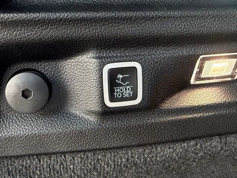 Certified 2024 Jeep Grand Cherokee L Summit image 33