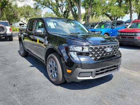 New 2026 Ford Maverick XLT FWD image 2