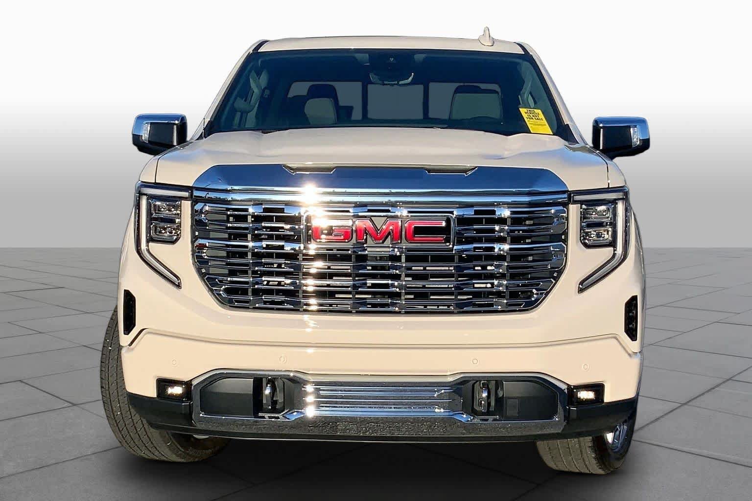 Used 2026 GMC Sierra 1500 Denali AWD/4WD image 4