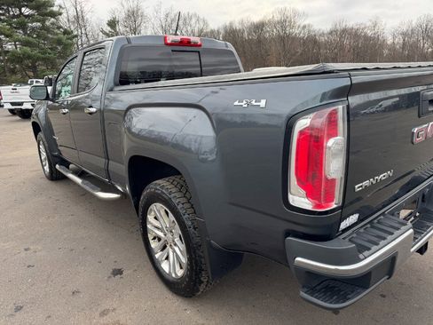 Used 2016 GMC Canyon SLT w/ Driver Alert Package image 10