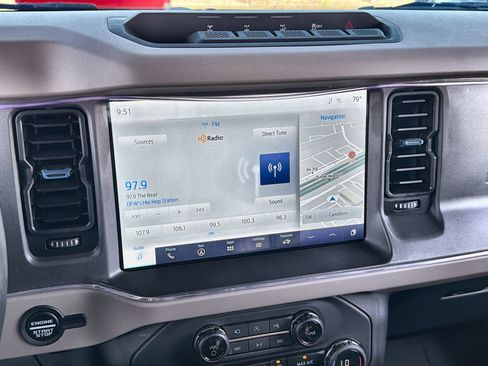 Used 2024 Ford Bronco Wildtrak AWD/4WD image 16