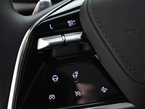 Used 2026 Cadillac Escalade Platinum Sport w/ LPO, ONYX Package AWD/4WD image 26