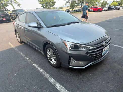 Used 2019 Hyundai Elantra SEL FWD image 1