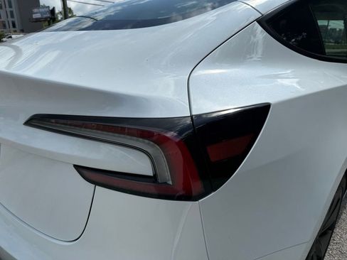 Used 2025 Tesla Model 3 Long Range RWD image 11
