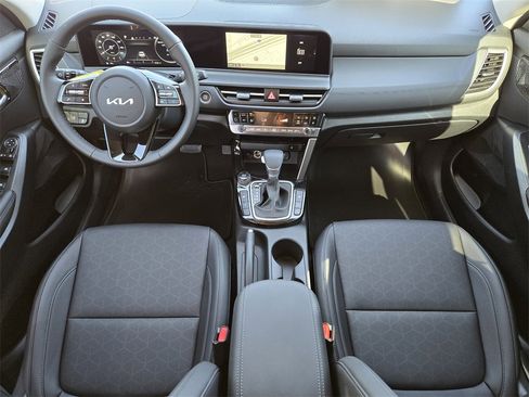 New 2026 Kia Seltos EX w/ EX Sunroof Package image 19
