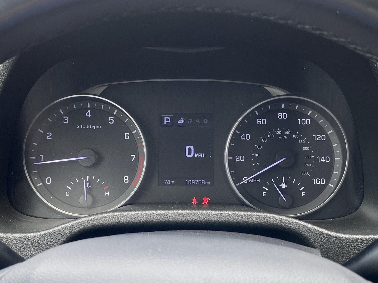 Used 2017 Hyundai Elantra Limited FWD image 17