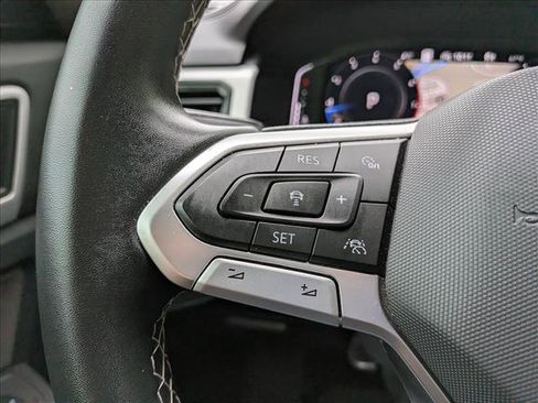 Certified 2023 Volkswagen Atlas SEL AWD/4WD image 38