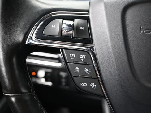 Used 2022 Lincoln Navigator L Reserve AWD/4WD image 33