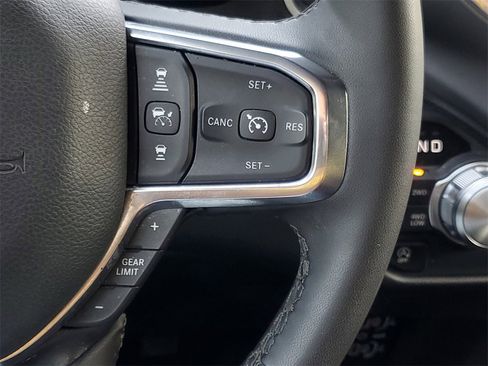 Used 2025 RAM 1500 Laramie image 20