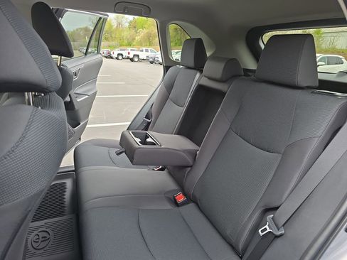 Used 2025 Toyota RAV4 LE AWD/4WD image 15