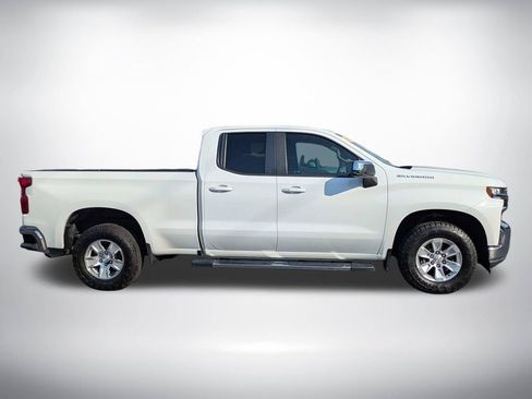 Used 2021 Chevrolet Silverado 1500 LT RWD image 3