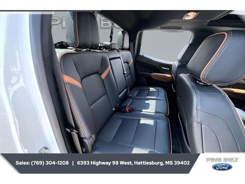 Used 2023 GMC Canyon AT4 w/ AT4 Premium Package AWD/4WD image 20