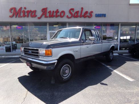 Used 1989 Ford F250 4x4 SuperCab image 1