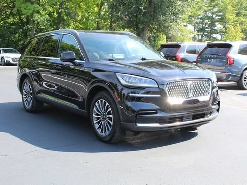 Used 2024 Lincoln Aviator Reserve w/ Elements Package Plus AWD/4WD image 1