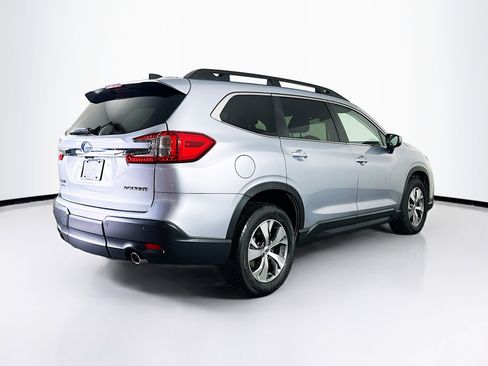 Used 2024 Subaru Ascent Premium w/ Convenience Package image 9