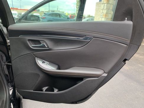 Used 2018 Chevrolet Impala Premier w/ Premier Convenience Package FWD image 28