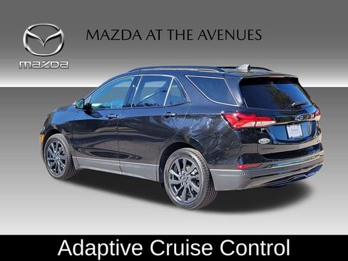 Used 2022 Chevrolet Equinox RS w/ RS Leather Package image 5