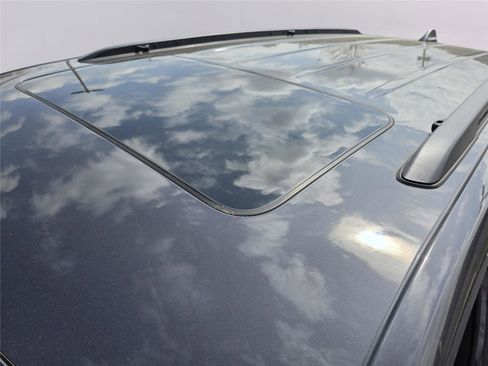 New 2025 Jeep Grand Cherokee L Altitude image 30