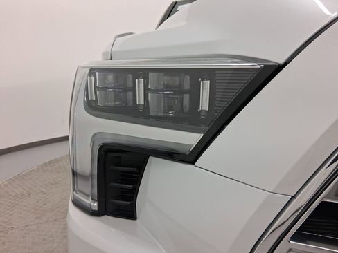 Used 2026 Toyota Sequoia Capstone image 13