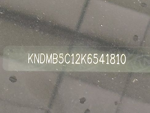 Used 2019 Kia Sedona EX FWD image 33