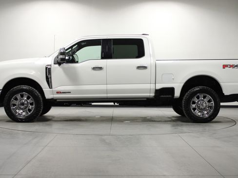 Used 2024 Ford F250 King Ranch w/ Chrome Package image 7