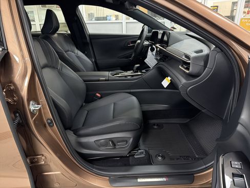 New 2025 Toyota Crown Signia AWD/4WD image 35