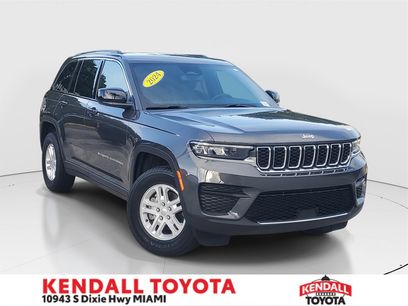 Used 2024 Jeep Grand Cherokee Laredo