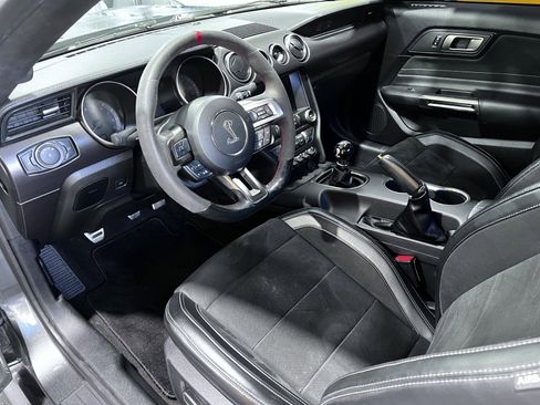 Used 2016 Ford Mustang Shelby GT350 w/ Technology Package image 13