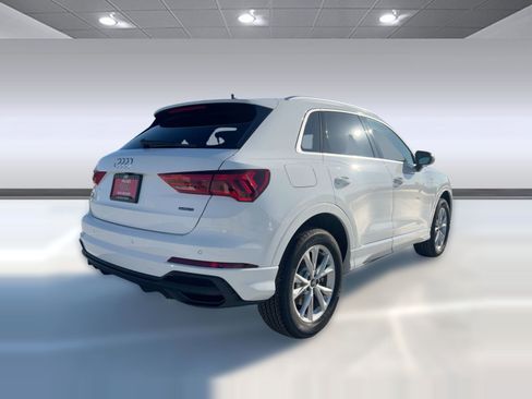 New 2025 Audi Q3 2.0T Premium image 9