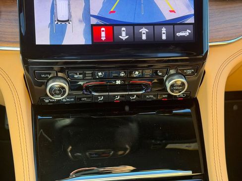 New 2025 Jeep Grand Cherokee Summit image 18