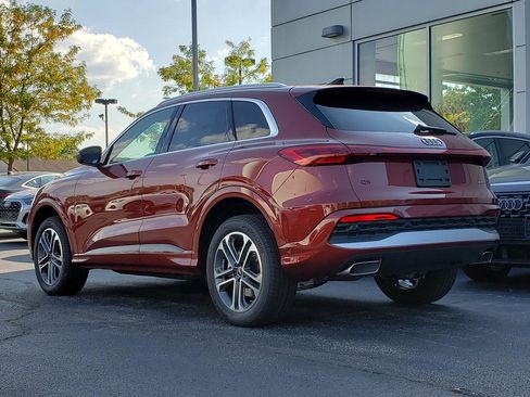 New 2025 Audi Q5 Premium Plus image 3