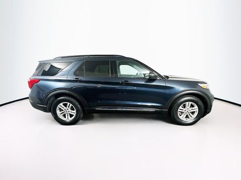 Used 2023 Ford Explorer XLT image 10