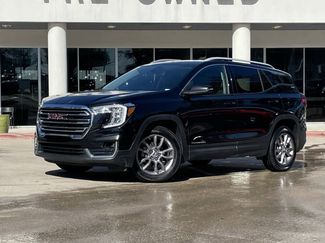 Used 2023 GMC Terrain SLT video 1
