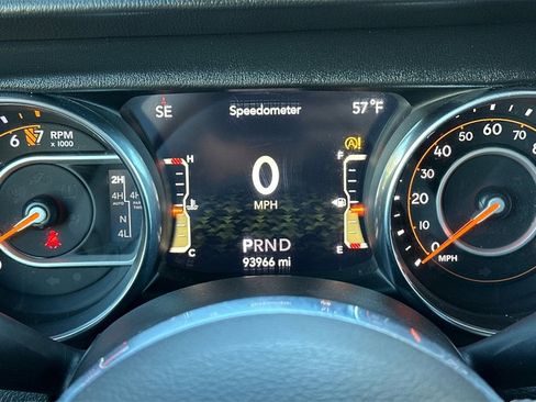 Used 2019 Jeep Wrangler Unlimited Sahara w/ Quick Order Package 24M Moab image 24