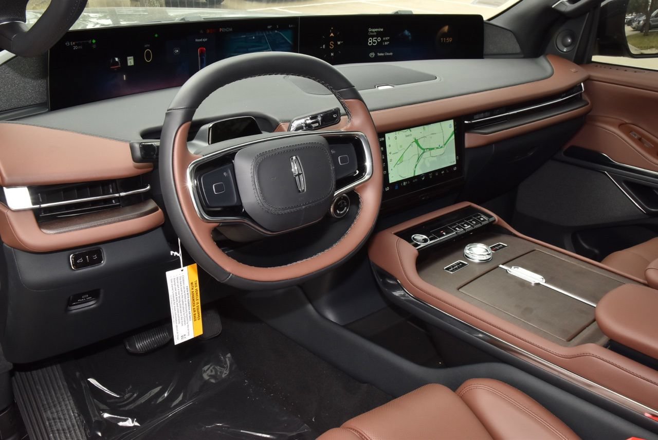 New 2027 Lincoln Navigator Reserve AWD/4WD image 37
