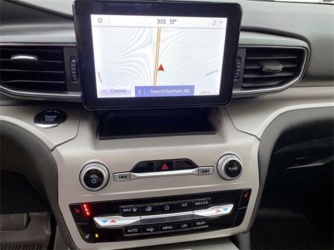 Used 2023 Ford Explorer XLT w/ Equipment Group 202A image 14