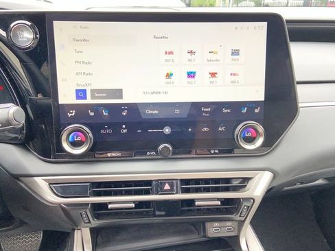 Used 2024 Lexus RX 350 Premium w/ Accessory Package (Z1) AWD/4WD image 20
